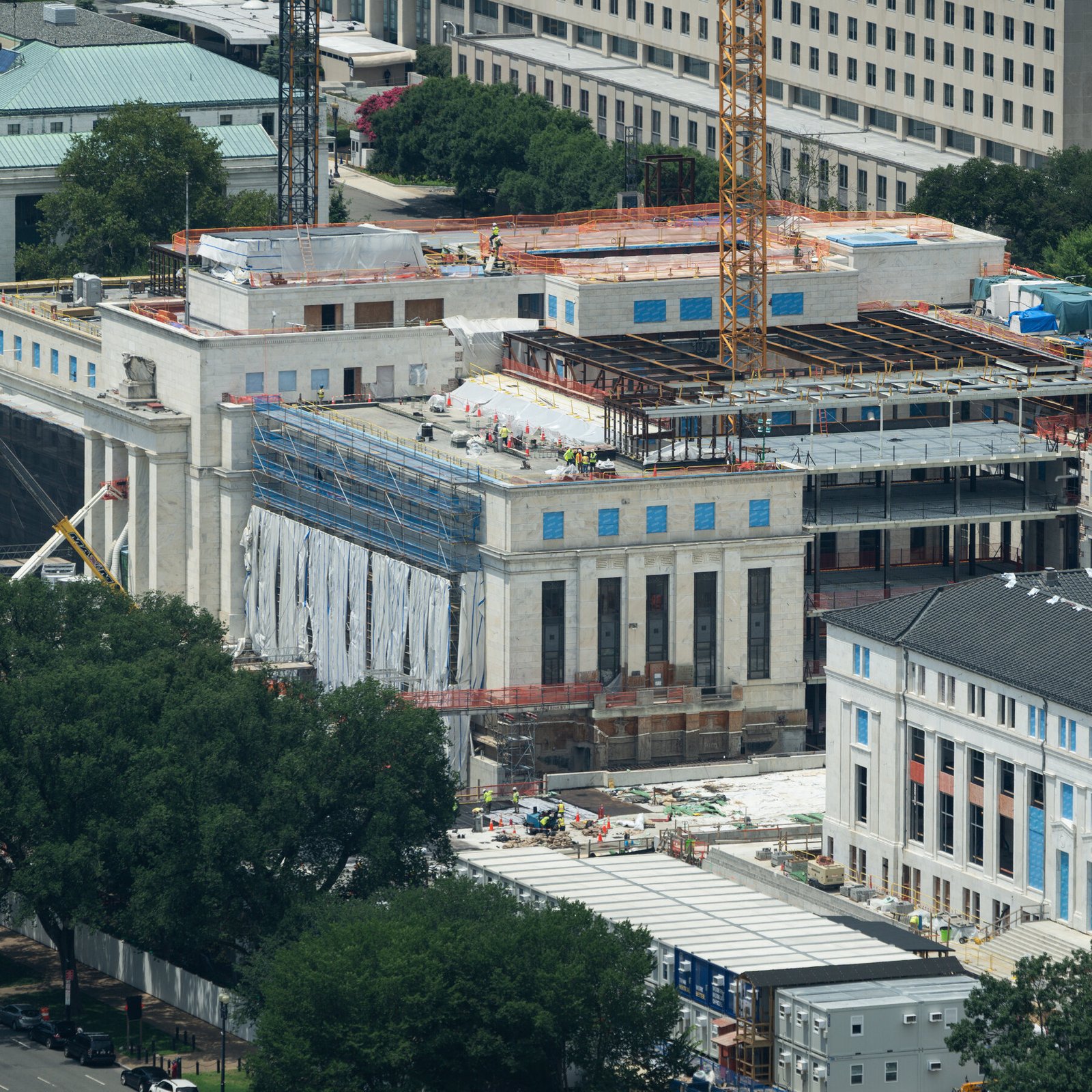 Fed Defends Renovations as Trump Administration Intensifies Attacks